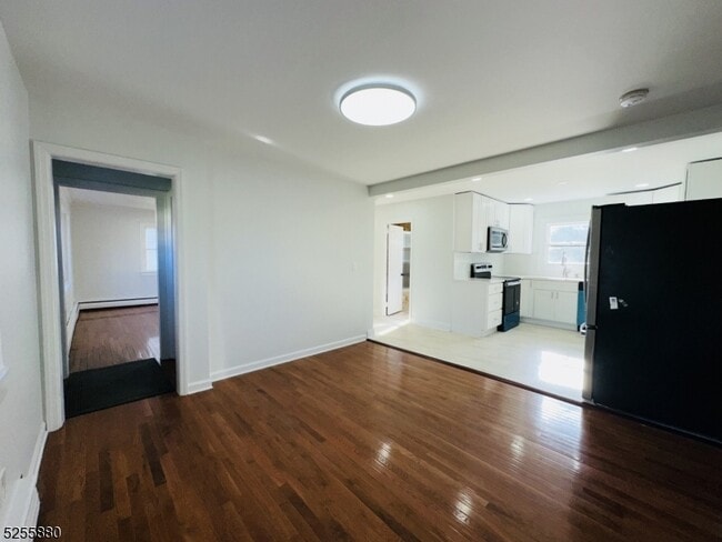 Building Photo - 79 Hawkins Ave