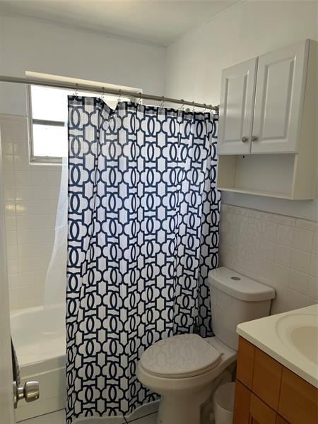 Building Photo - 222 NE 23rd Ave