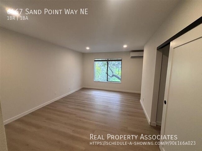 Building Photo - 6467 Sand Point Way NE