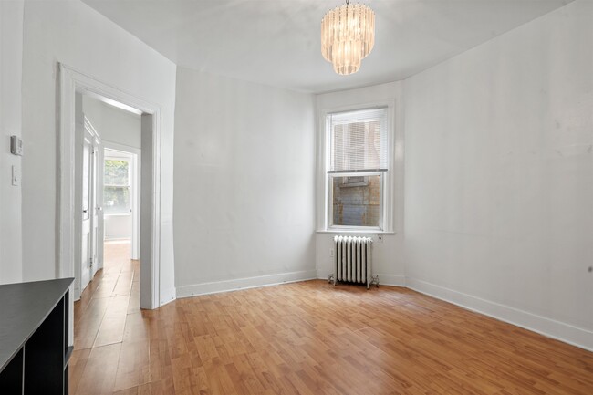 Building Photo - 37 64th St