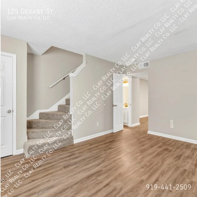 Building Photo - 125 Devane St