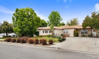 Building Photo - 6519 Hanna Ave