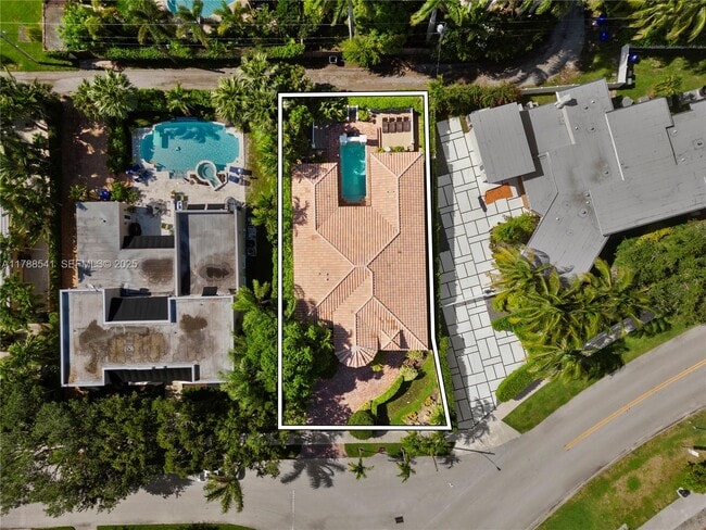 Building Photo - 1223 Jackson St