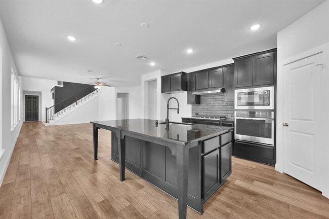 Building Photo - 109 Morning Nook Ct