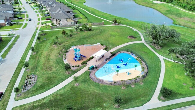 Building Photo - 2830 Tumlinson Dr