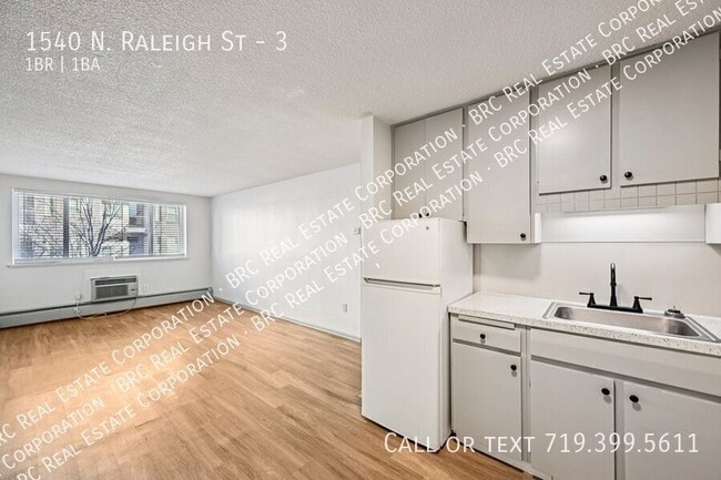 Building Photo - 1540 N Raleigh St