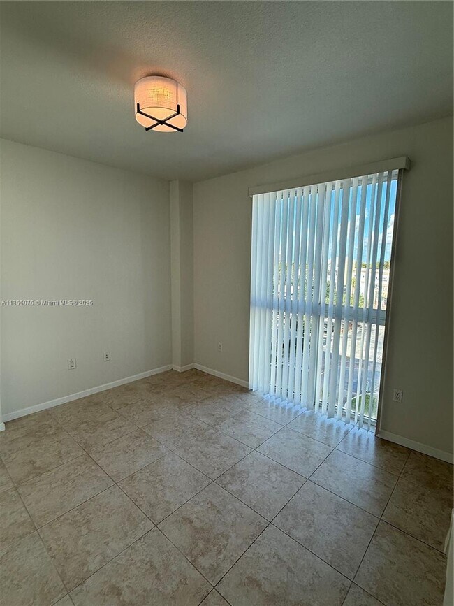 Building Photo - 7270 SW 89th St