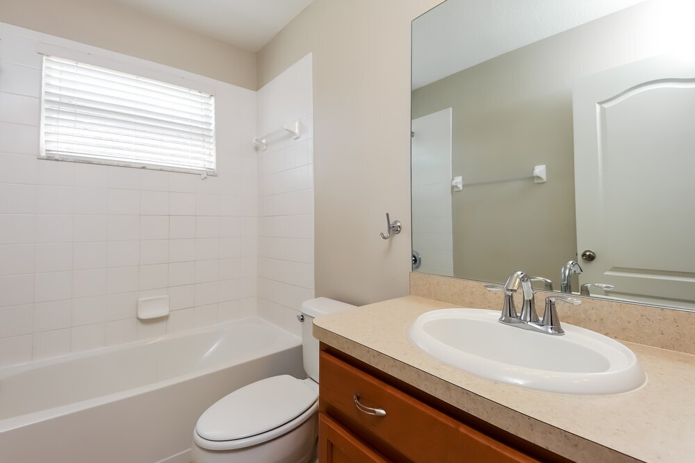 Building Photo - 10721 Shady Preserve Dr