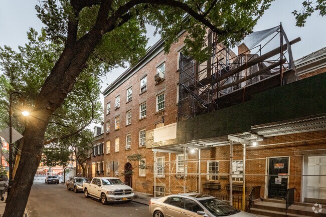 Northwest Corner - 20 Commerce St