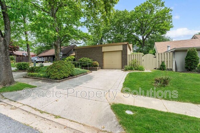 Building Photo - 5360 Red Lake Ct