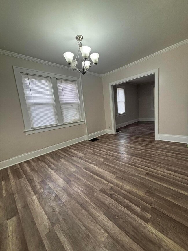 Building Photo - 218 Lechner Ave