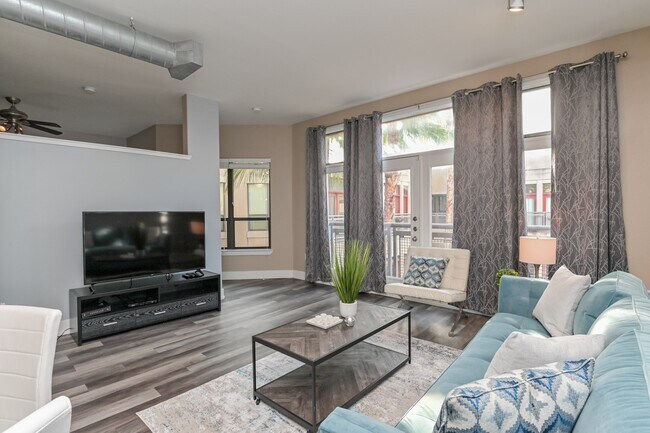 Building Photo - 1901 Post Oak Blvd