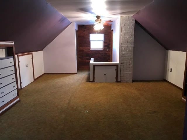 Building Photo - 1122 House