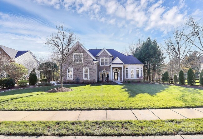 Building Photo - 9607 Royal Colony Dr