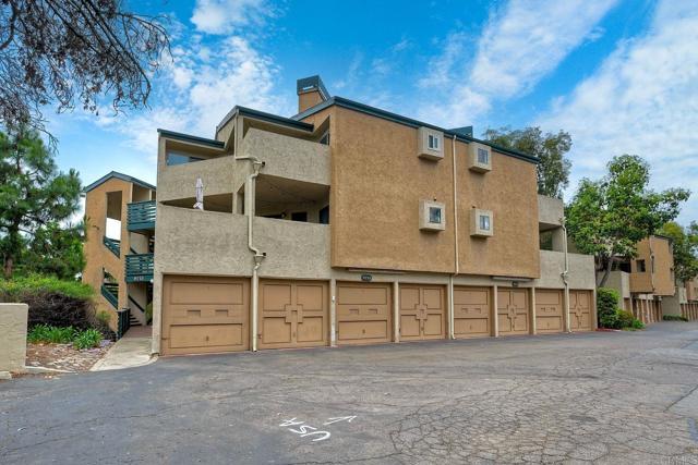 Building Photo - 9715 Mesa Springs Way