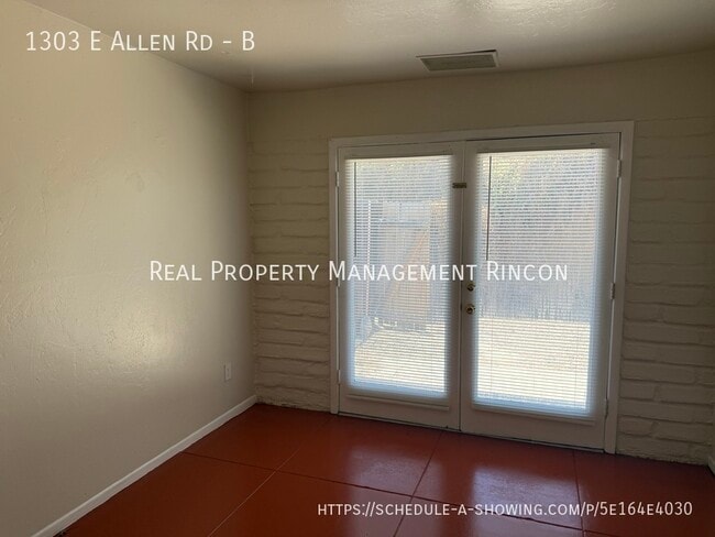 Building Photo - 1303 E Allen Rd