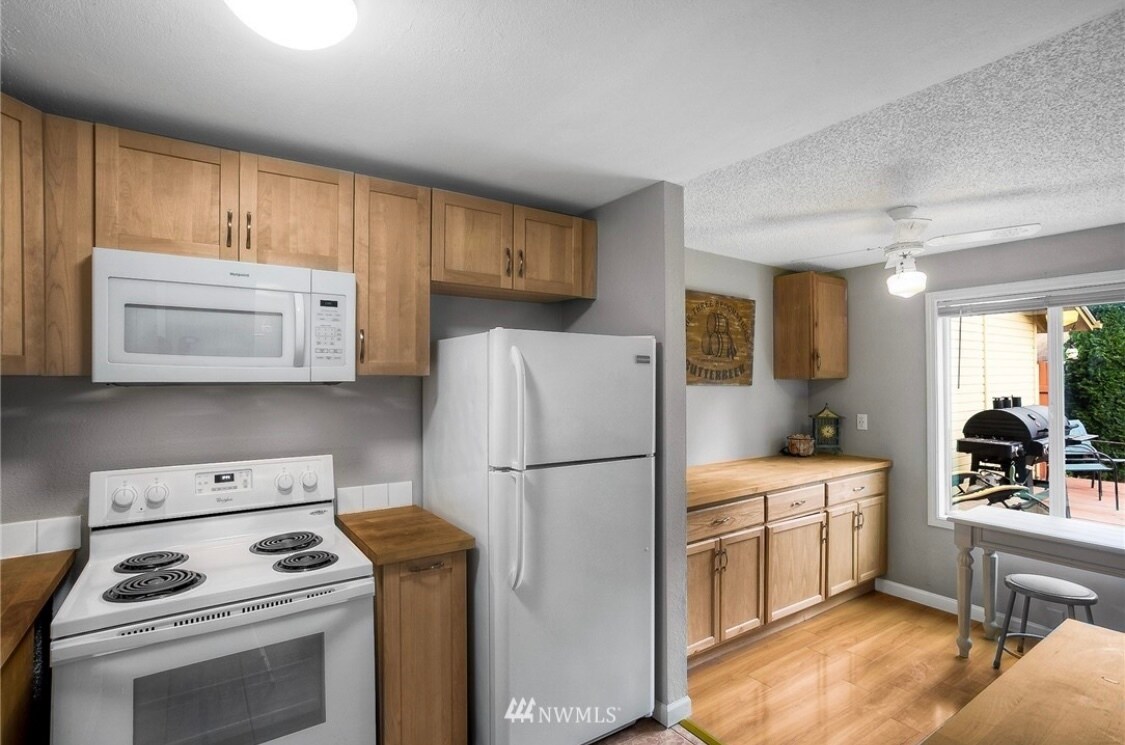 Building Photo - 10435 13th Avenue Ct S