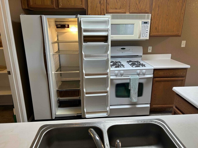 Building Photo - 4801 Irving Blvd NW