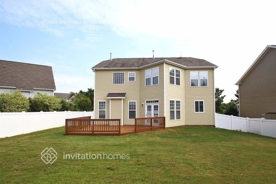 Building Photo - 10006 Granite Trail Ln