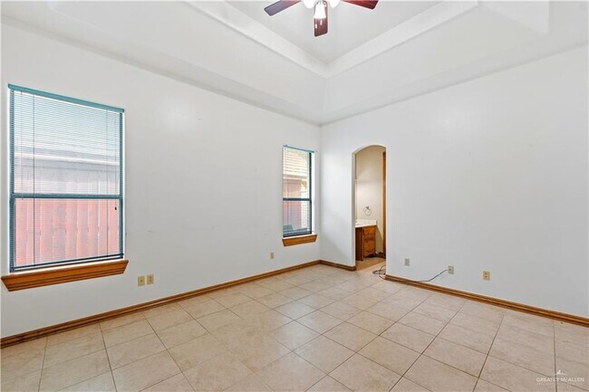 Building Photo - 24 N 8th St