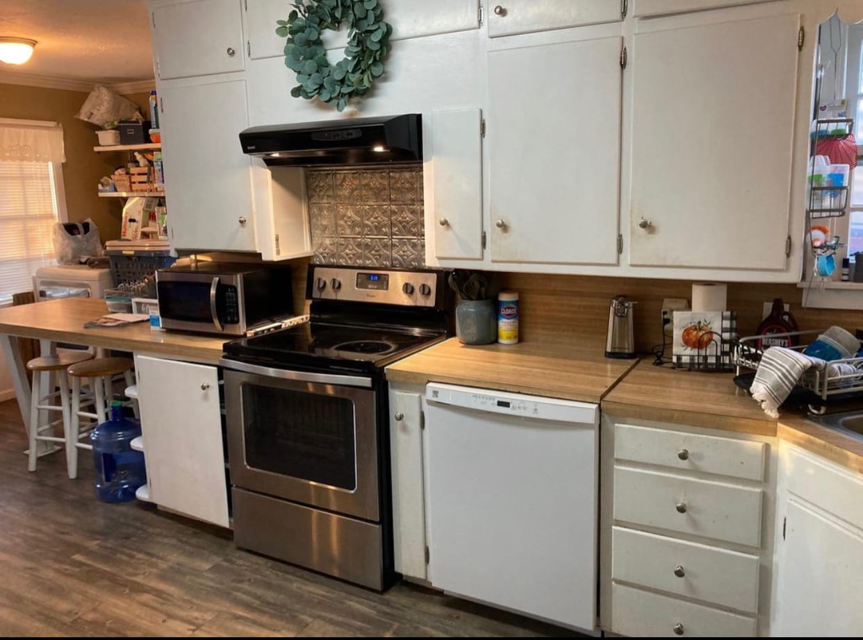Kitchen - 1407 Travis Street