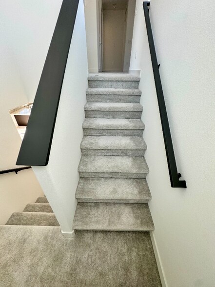 Building Photo - 389 Havasu Wy