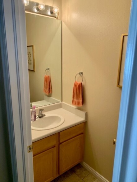 Building Photo - 1784 Kiera Ct