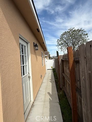 Building Photo - 4831 Fiesta Ave
