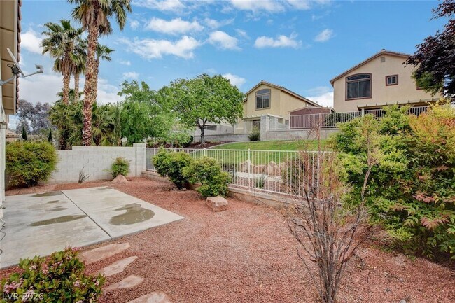 Building Photo - 1843 Thunder Mountain Dr