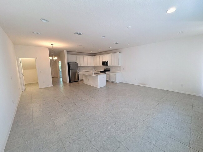 Building Photo - 6328 Goldcoast Ave