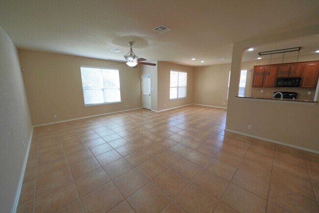 Building Photo - Immaculate Rental Now Available in Cibolo!...