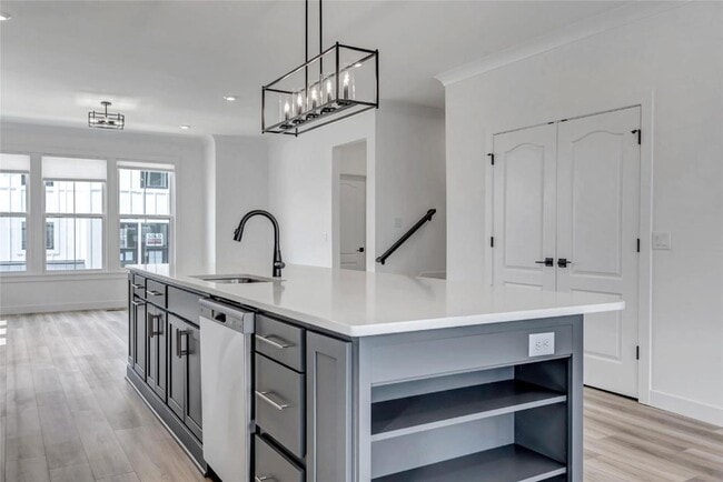 Building Photo - 16507 Honey Locust Dr