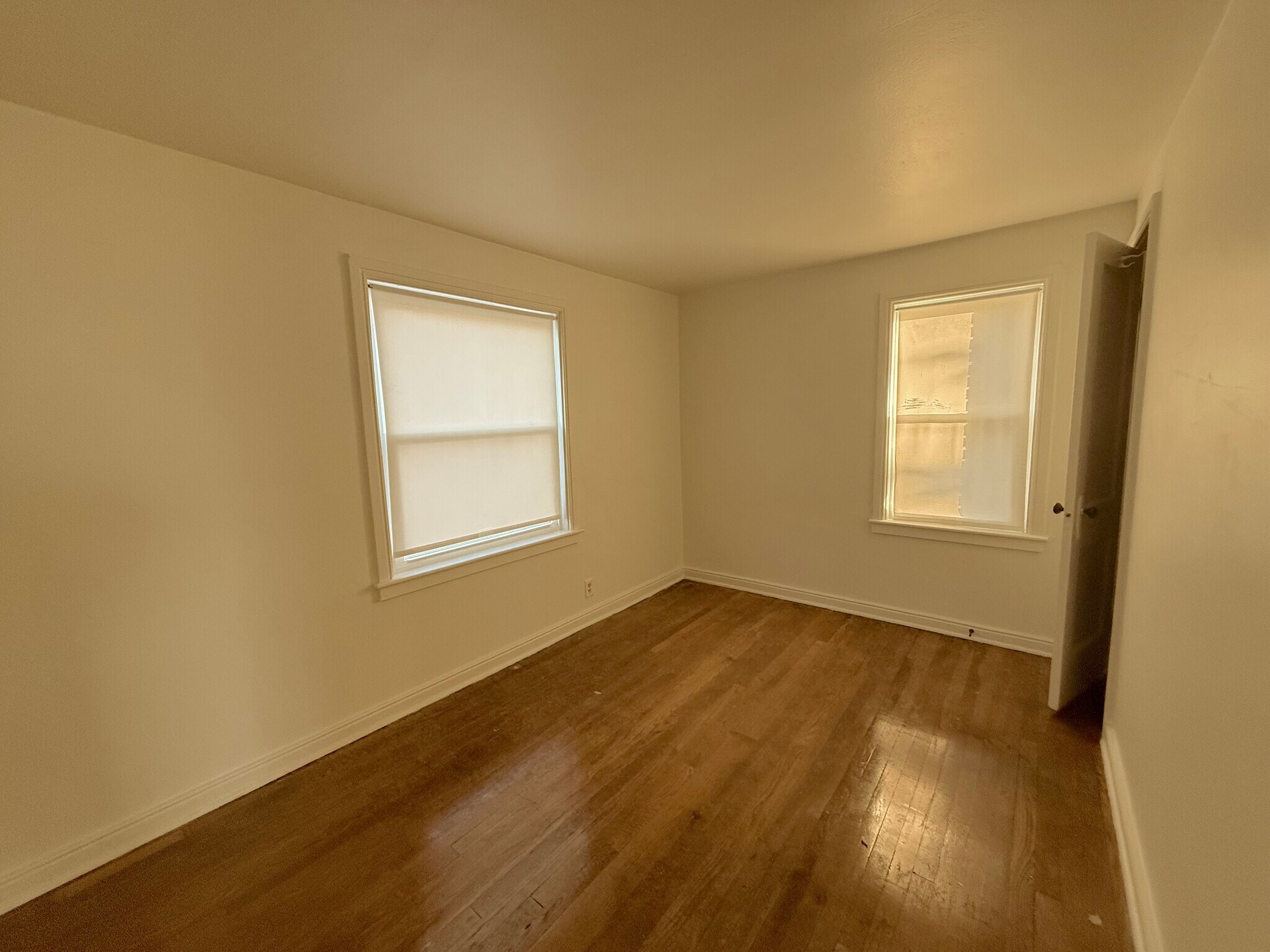 Bedroom 2, photo 1 - 443 N Prospect St