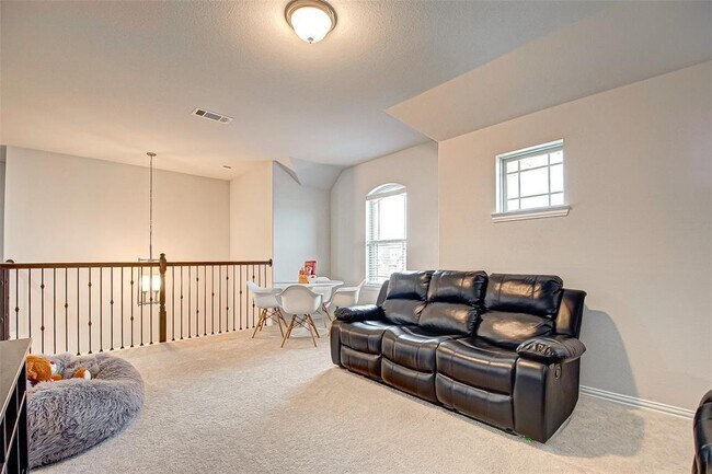 Building Photo - 23811 Via Viale Dr