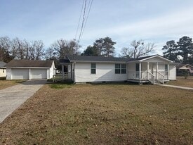 Building Photo - 6 Walnut St