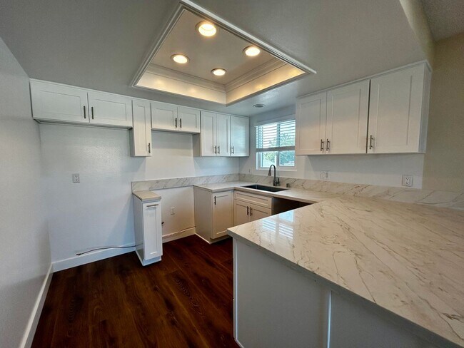 Building Photo - 3540 Christine Cir