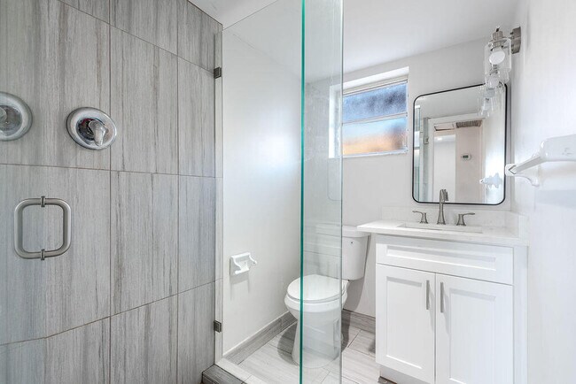 Building Photo - 1410 S Federal Hwy