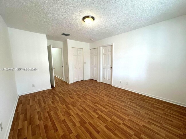 Building Photo - 4855 Palmbrooke Cir