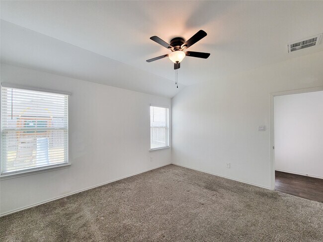 Building Photo - 14741 Hazel Br Dr