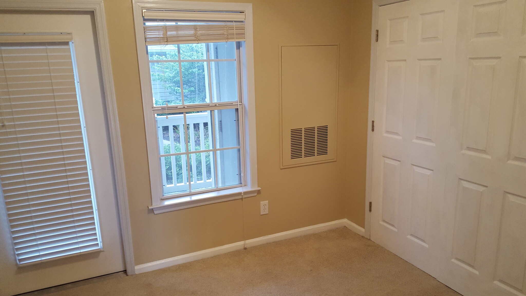 Building Photo - 2025 Woodmont Blvd