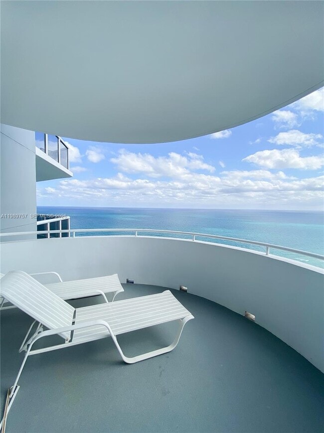 Building Photo - 6301 Collins Ave