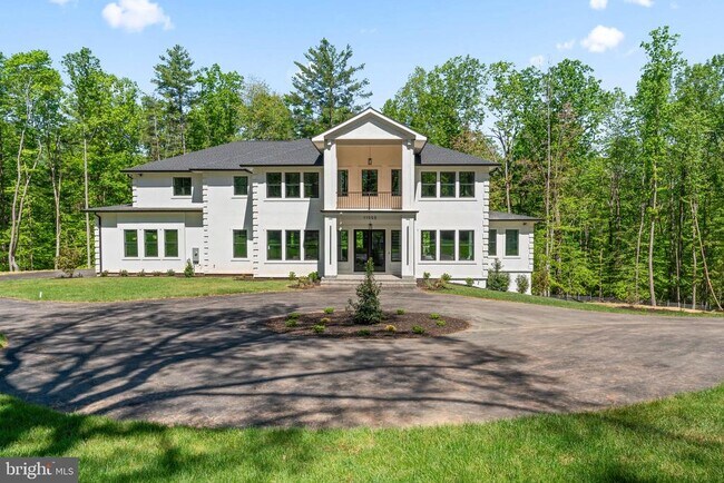 Building Photo - 11550 Henderson Rd