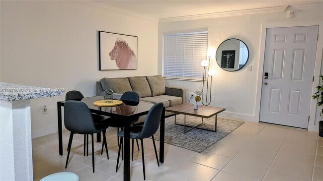 Building Photo - 3855 SW 79th Ave