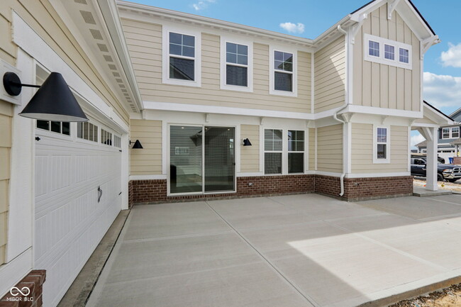 Building Photo - 7417 Peristyle Ln