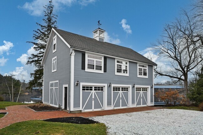 Building Photo - 1 US-1