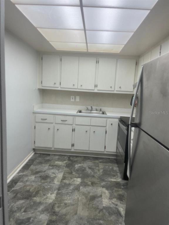 Building Photo - 221 Columbia Dr