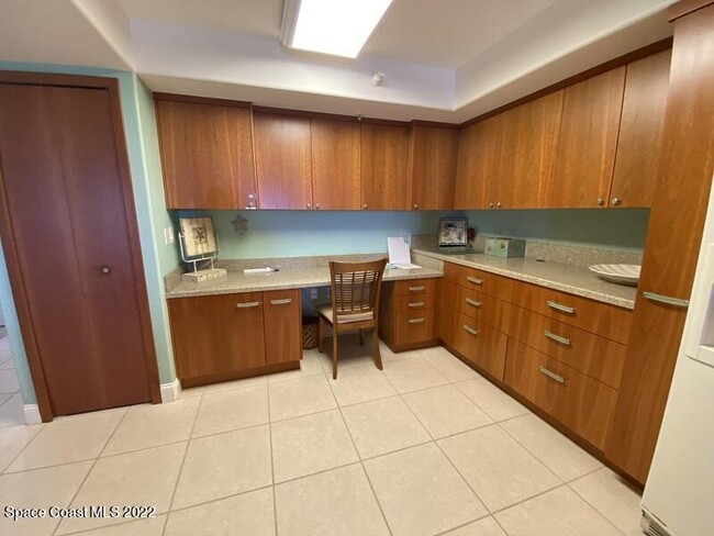 Building Photo - 732 Bayside Dr