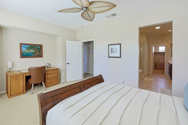 Building Photo - Fully Furnished 2-Bed, 2.5-Bath Home with ...