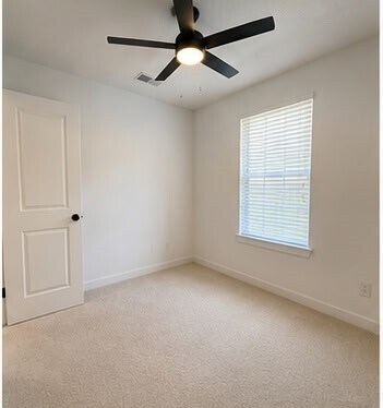 Building Photo - 403 Soapberry Tree Ct