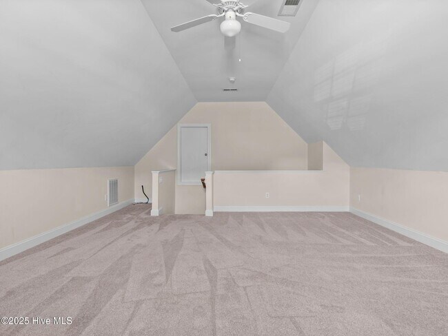 Building Photo - 541 Park Meadows Dr